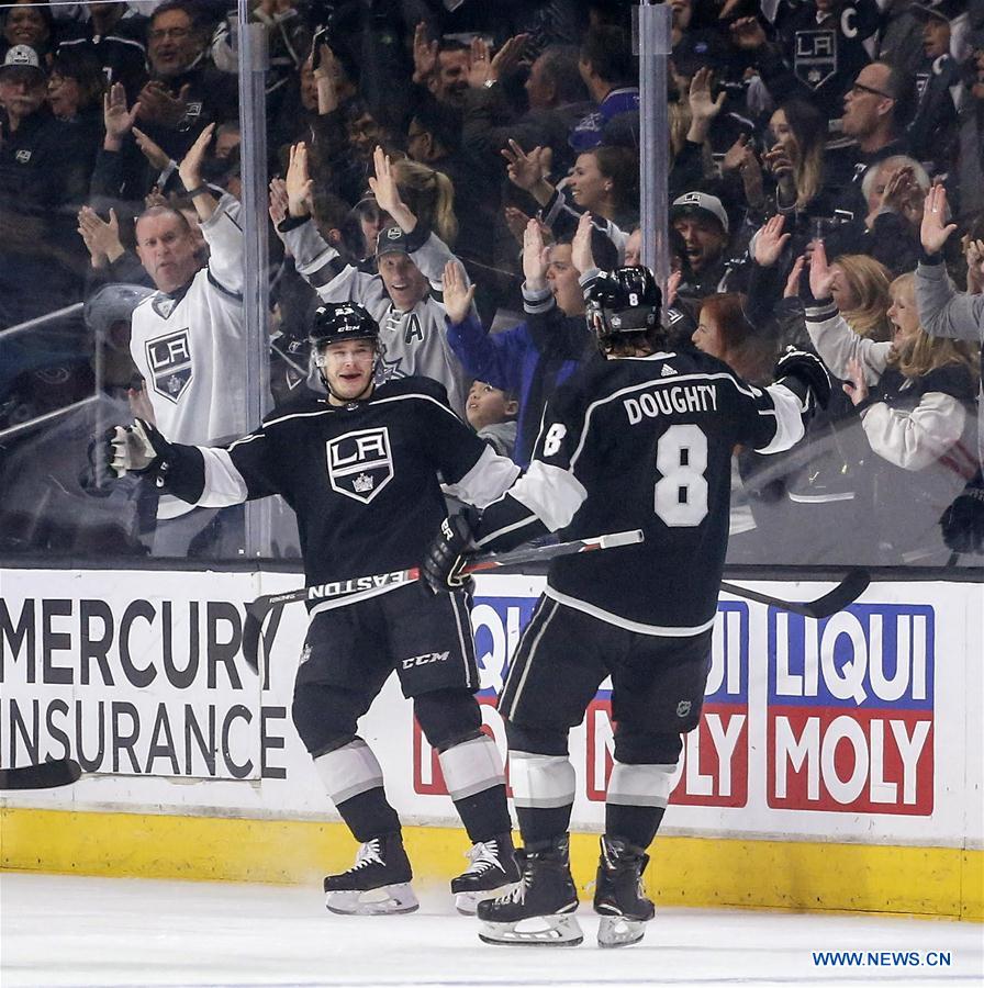 (SP)U.S.-LOS ANGELES-ICE HOCKEY-NHL