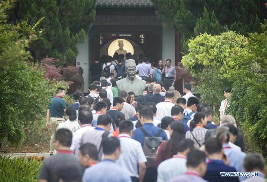 CHINA-HUBEI-HUANGGANG-POVERTY RELIEF (CN)