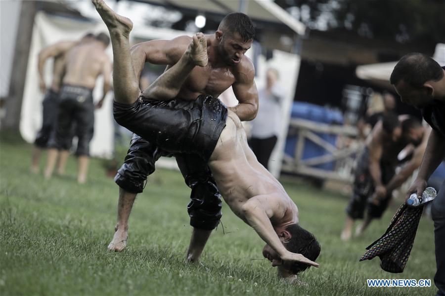 GREECE-THESSALONIKI-OIL WRESTLING COMPETITION