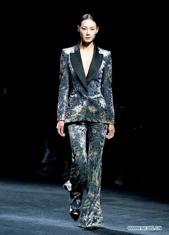 CHINA-BEIJING-FASHION WEEK (CN)