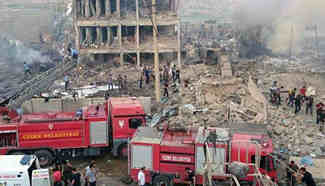 11 police officers killed in bomb attack in SE Turkey