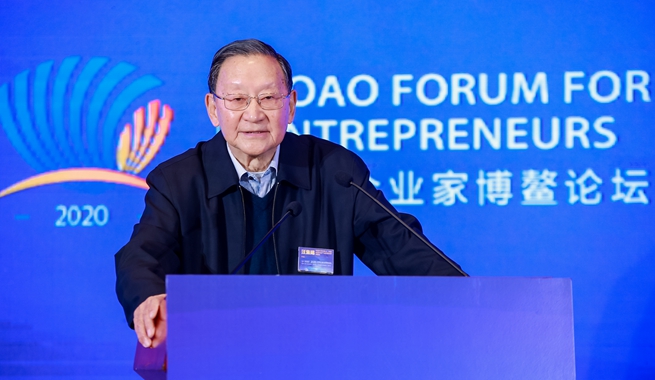 中國科學院院士，國際歐亞科學院院士，中國地源熱泵產(chǎn)業(yè)聯(lián)盟名譽理事長汪集暘演講