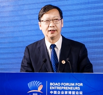 楊慶兵：食品行業(yè)在保障民生、維護社會穩(wěn)定方面發(fā)揮巨大作用