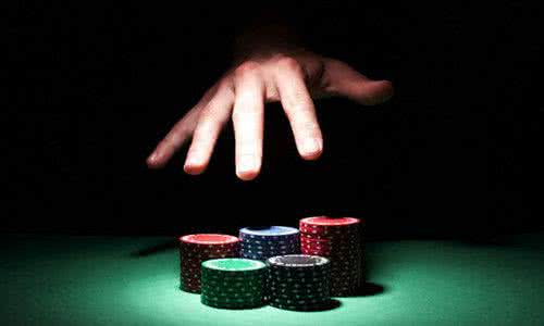 四大行&ldquo;中考&rdquo;亮出成績單 業(yè)績回暖態(tài)勢明朗