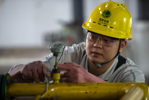 短期經濟強勢 PMI創(chuàng)18月新高