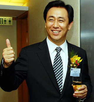 許家印：&ldquo;中國(guó)足球救贖者&rdquo;