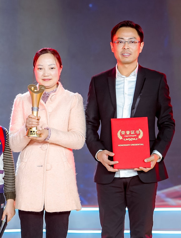 &ldquo;支教夫妻&rdquo; 湯恒躍、吳玲