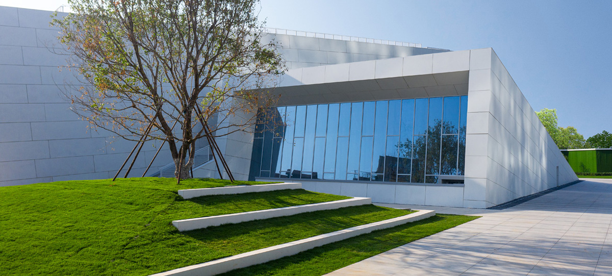 CBD將老的建筑利用，新的建筑營(yíng)造并存，增加城市活力