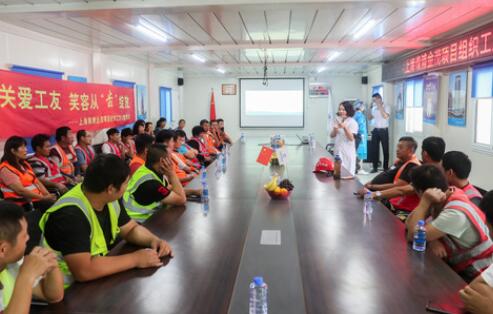 &ldquo;小病挺，大病拖&rdquo; 農(nóng)民工的健康保障如何破題？