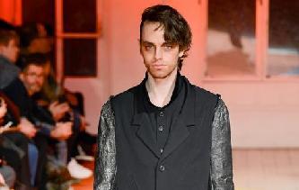 巴黎男裝周&mdash;&mdash;山本耀司品牌時(shí)裝秀