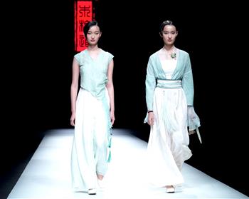 &ldquo;木棉道時(shí)裝發(fā)布會&rdquo;在京舉行