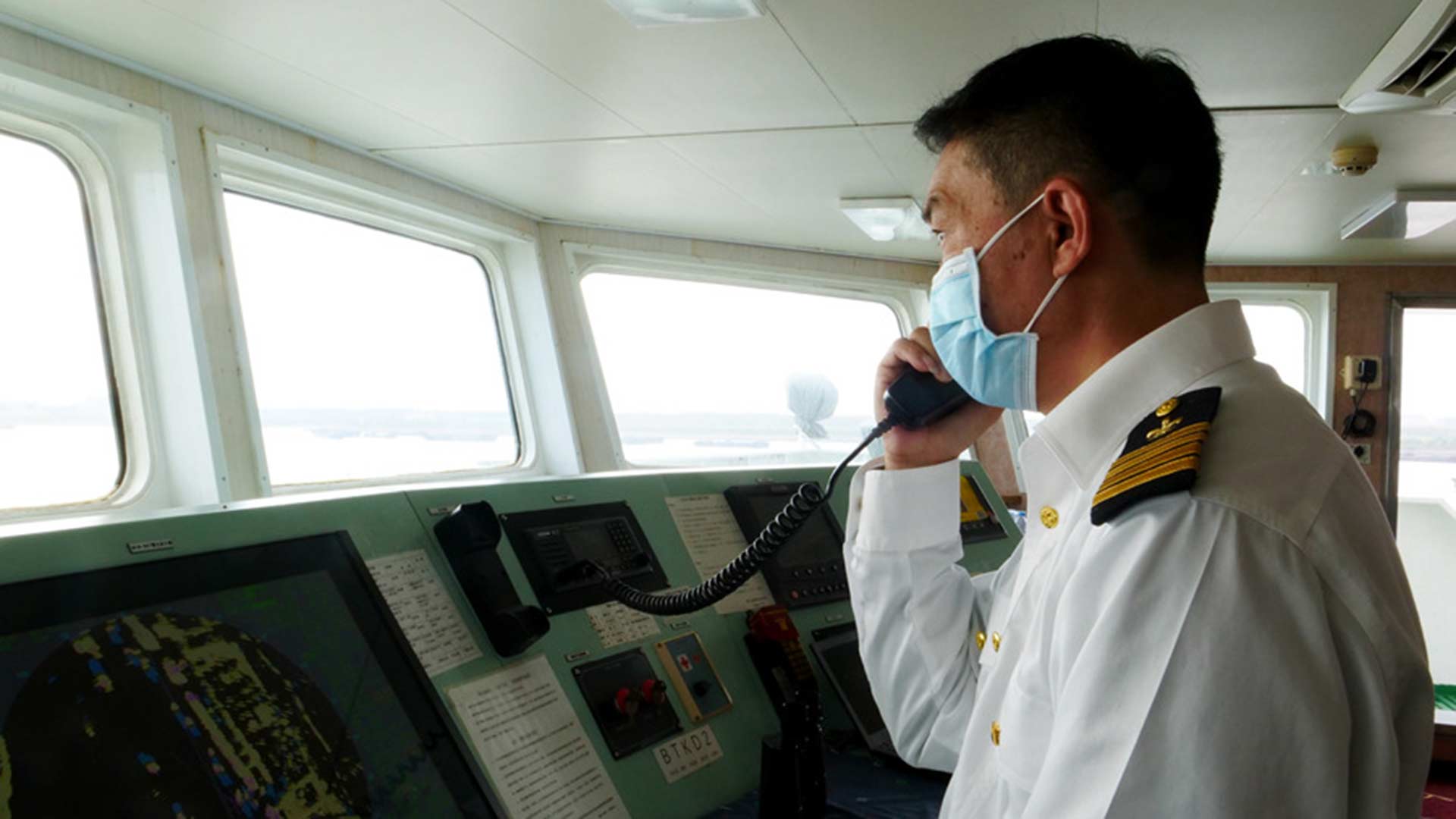 【顯影中國(guó)】鎮(zhèn)守&ldquo;水上國(guó)門&rdquo;的長(zhǎng)江引航人