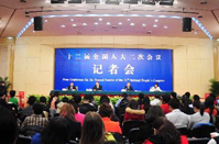 樓繼偉、張少春答記者問