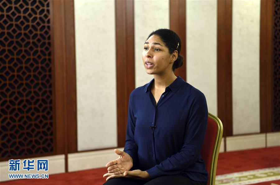 （圖文互動）（7）中國發(fā)展進(jìn)入新時(shí)代&mdash;&mdash;9名外籍語言專家眼中的十九大報(bào)告