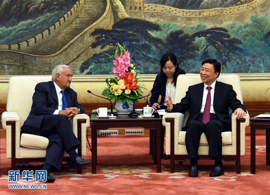 （XHDW）（1）李源潮會見第四屆中法青年領(lǐng)導者論壇代表