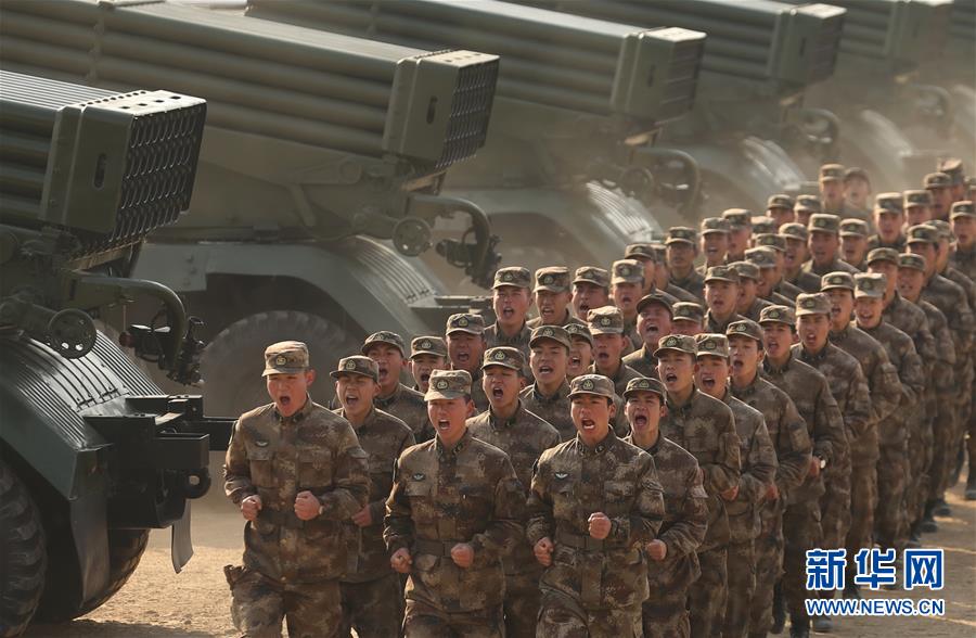 （新華全媒頭條&middot;圖文互動）（3）備戰(zhàn)踏上新起點，練兵展現(xiàn)新氣象&mdash;&mdash;2018中國軍隊新年開訓全景大掃描