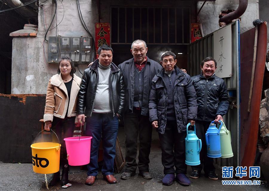 （圖片故事）（12）寒冬里暖暖的&ldquo;三毛錢(qián)&rdquo;