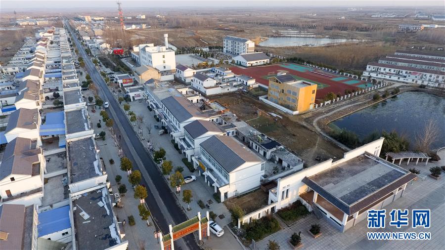 (新華全媒頭條·紀(jì)念改革開放40年特稿·圖文互動(dòng))(1)向著新航程揚(yáng)帆奮進(jìn)!——從小崗精神看中國(guó)改革開放40年