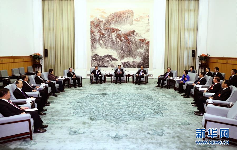 (兩會)(1)十二屆全國人大常委會舉行第一百一十六次委員長會議