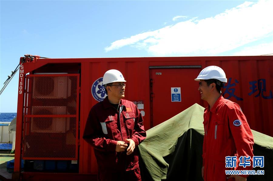 （圖文互動(dòng)）（1）專(zhuān)訪：海山如此多嬌，然而我們研究太少！&mdash;&mdash;訪&ldquo;科學(xué)&rdquo;號(hào)麥哲倫海山科考航次首席科學(xué)家徐奎棟