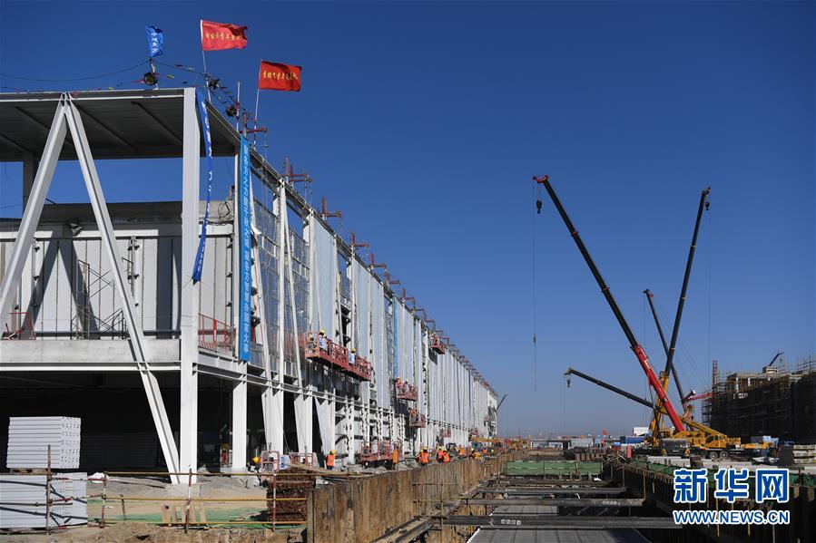 （新華全媒頭條&middot;圖文互動）（10）領(lǐng)航新時代中國經(jīng)濟(jì)航船&mdash;&mdash;從中央財經(jīng)領(lǐng)導(dǎo)小組會議看以習(xí)近平同志為核心的黨中央駕馭中國經(jīng)濟(jì)