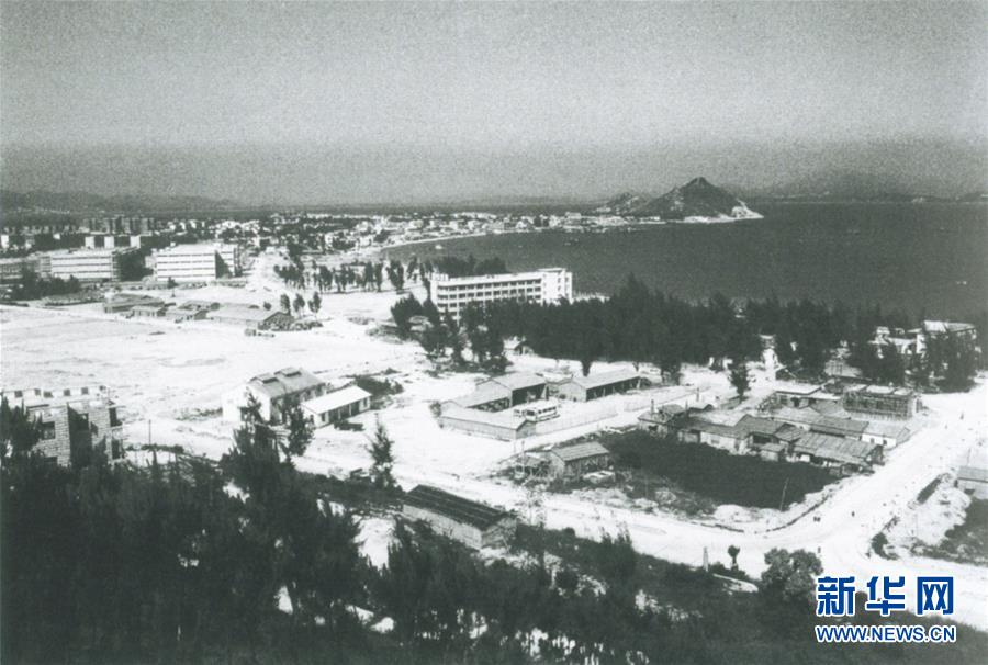 (新華全媒頭條·壯闊東方潮 奮進新時代——慶祝改革開放40年·圖文互動)(2)從追趕時代到引領時代——從深圳發(fā)展奇跡看中國改革開放40年