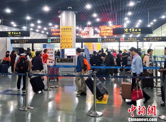 上海郵輪出入境游客突破千萬(wàn)人次人均通關(guān)耗時(shí)6秒