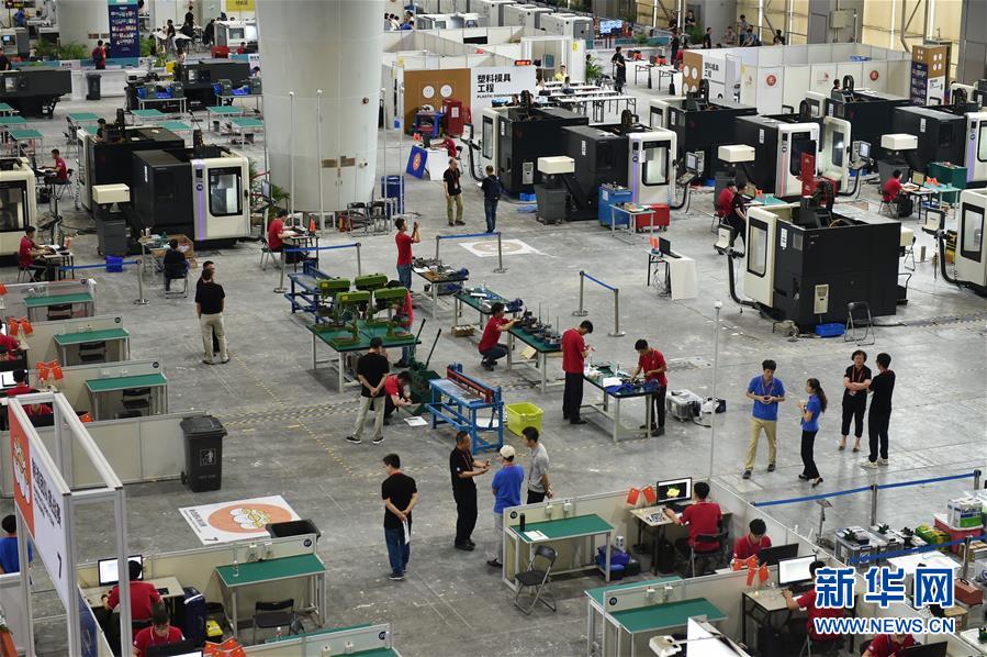 （新華全媒頭條&middot;圖文互動）（1）上下合力，聚力破障，開辟&ldquo;大國工匠&rdquo;建設(shè)新格局