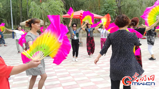 【脫貧攻堅(jiān)在行動(dòng)】全村聯(lián)名信留下好書記&mdash;&mdash;青海省城上村&ldquo;第一書記&rdquo;劉貴明這三年