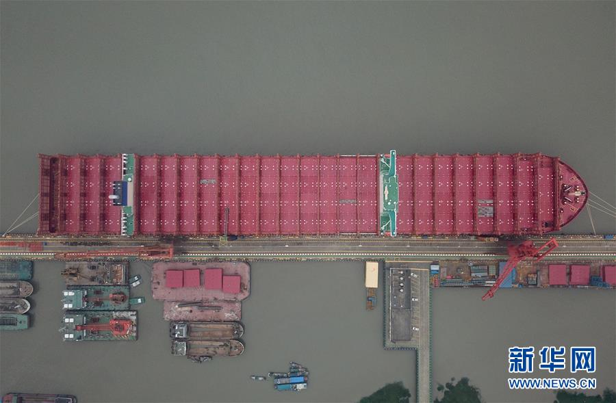 （新華全媒頭條&middot;壯闊東方潮 奮進(jìn)新時代&mdash;&mdash;慶祝改革開放40年&middot;圖文互動）（5）從改革開放窗口到攻堅破冰試驗田&mdash;&mdash;從浦東開發(fā)開放看中國改革開放40年