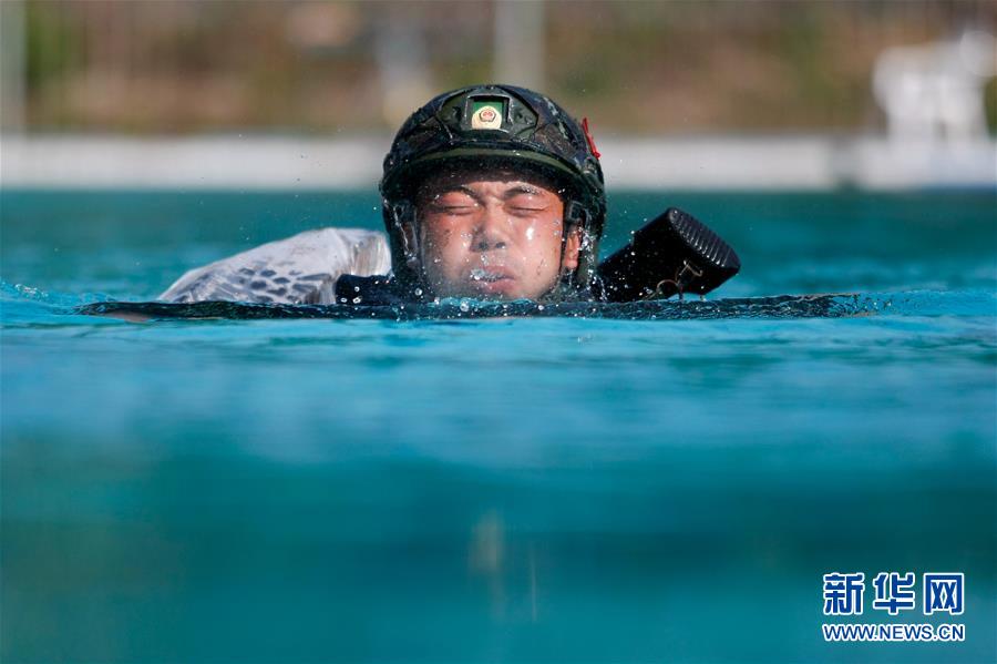 （圖文互動(dòng)）（4）一切為了實(shí)戰(zhàn)&mdash;&mdash;武警部隊(duì)&ldquo;巔峰&rdquo;特戰(zhàn)比武競(jìng)賽現(xiàn)場(chǎng)見(jiàn)聞