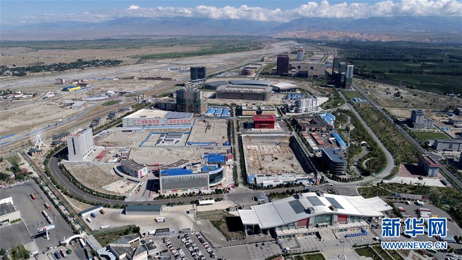 (新華全媒頭條·圖文互動(dòng))(5)揮寫(xiě)中國(guó)與世界交融發(fā)展新畫(huà)卷——以習(xí)近平同志為核心的黨中央引領(lǐng)中國(guó)深層次全方位開(kāi)放紀(jì)實(shí)