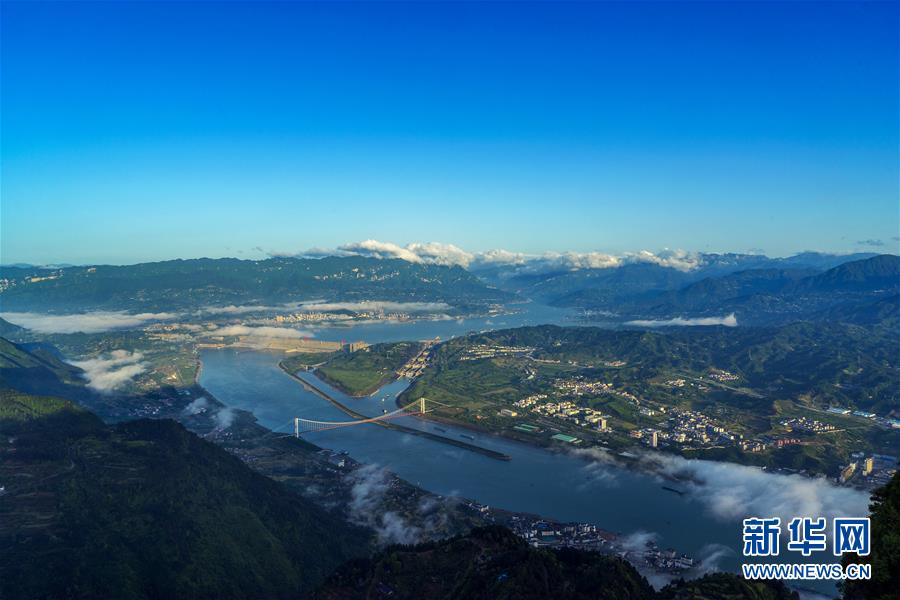 (百城百縣百企調(diào)研行·圖文互動(dòng))(3)建設(shè)長(zhǎng)江綠色走廊再譜新章——長(zhǎng)江三峽集團(tuán)發(fā)展紀(jì)實(shí)