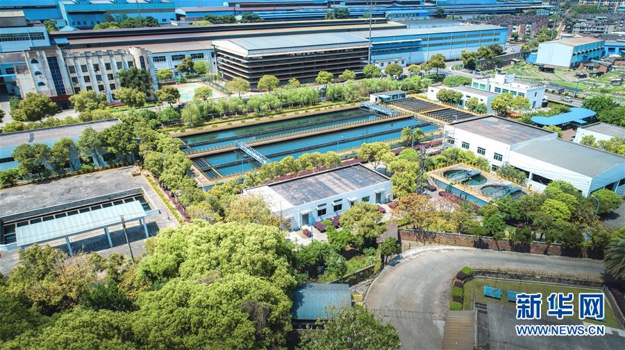 (在習(xí)近平新時(shí)代中國(guó)特色社會(huì)主義思想指引下·慶祝改革開(kāi)放40周年·綠色發(fā)展·圖文互動(dòng))(1)吹盡狂沙始到金——綠色發(fā)展之“金”的故事