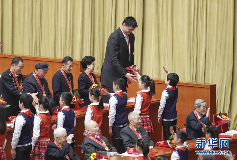 (改革先鋒風(fēng)采·圖文互動(dòng))(3)“希望最大的成功還沒有到來”——記“體育領(lǐng)域交流開放的優(yōu)秀代表”姚明