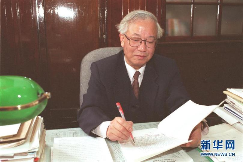 （改革先鋒風(fēng)采&middot;圖文互動）（1）胡福明：天下興亡匹夫有責(zé) 