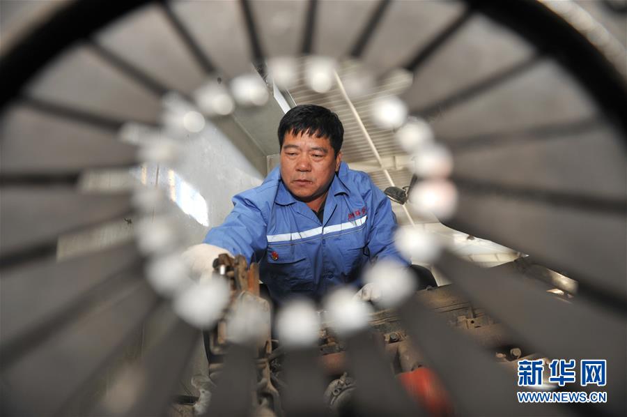 (圖文互動)(2)平靜而充滿力量——“中國網(wǎng)事·感動2018”年度網(wǎng)絡(luò)人物群像