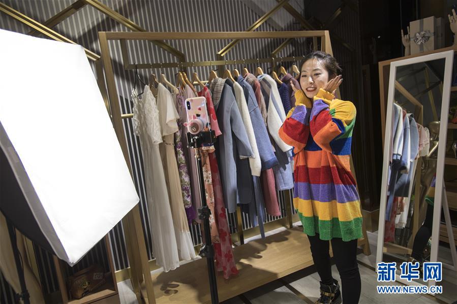 （新華全媒頭條&middot;圖文互動）（3）&ldquo;天下第一街&rdquo;的&ldquo;浴火重生&rdquo;&mdash;&mdash;漢正街兩度&ldquo;起死回生&rdquo;背后的迭代&ldquo;密碼&rdquo;