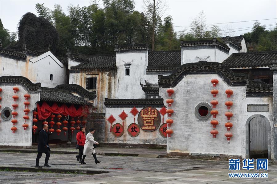 （在習(xí)近平新時代中國特色社會主義思想指引下&middot;將改革開放進(jìn)行到底&middot;強國之基）（新華全媒頭條&middot;圖文互動）（5）奮斗不停步 改革再出發(fā)&mdash;&mdash;&ldquo;四個自信&rdquo;筑牢強國之基