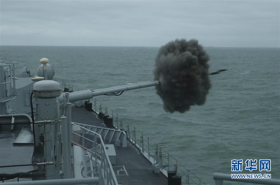 (新華全媒頭條·圖文互動(dòng))(1)向祖國(guó)報(bào)告:我在戰(zhàn)位守萬家團(tuán)圓——解放軍和武警部隊(duì)新春佳節(jié)備戰(zhàn)執(zhí)勤記事