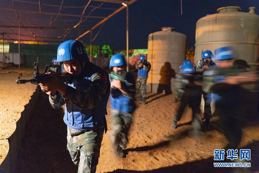 (新華全媒頭條·圖文互動(dòng))(3)向祖國(guó)報(bào)告:我在戰(zhàn)位守萬家團(tuán)圓——解放軍和武警部隊(duì)新春佳節(jié)備戰(zhàn)執(zhí)勤記事