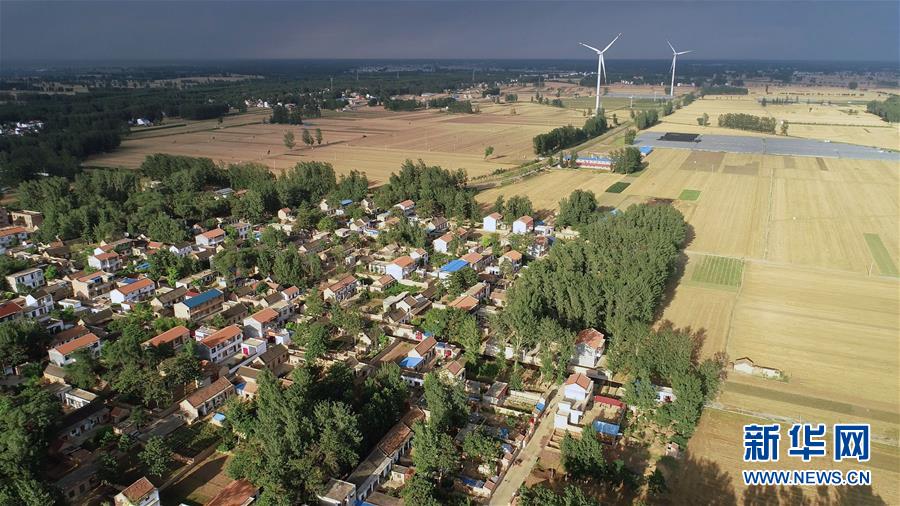 （新華全媒頭條&middot;迎接兩會(huì)特別報(bào)道&middot;圖文互動(dòng)）（8）奮進(jìn)，向著第一個(gè)百年奮斗目標(biāo)&mdash;&mdash;寫(xiě)在2019年全國(guó)兩會(huì)召開(kāi)之際