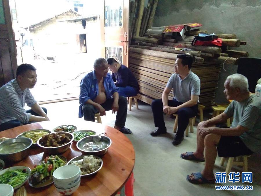 (新華全媒頭條·圖文互動)(8)以生命赴使命 用熱血鑄忠魂——記犧牲在脫貧攻堅戰(zhàn)場上的英雄們