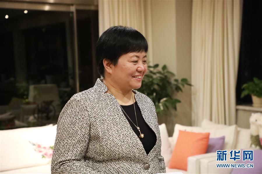 (愛國(guó)情 奮斗者·圖文互動(dòng))(1)融入國(guó)際貿(mào)易海洋的“一滴水”——記跨境電商物流“巾幗英雄”徐平