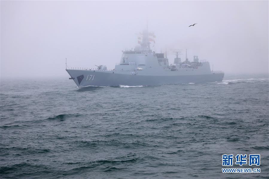 （新華全媒頭條&middot;人民海軍70年&middot;圖文互動）（7）奏響新時代海上和平樂章&mdash;&mdash;人民海軍成立70周年海上閱兵活動紀(jì)實(shí)