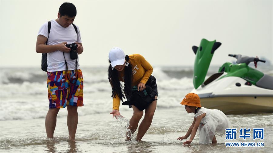 （壯麗70年 奮斗新時代&mdash;&mdash;推動高質量發(fā)展調研行&middot;圖文互動）（7）近海能看鯨魚白海豚，廣西這片濱海旅游勝地啥來頭？