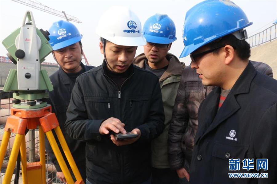 （新華全媒頭條&middot;圖文互動）（5）讓奮斗成為人生最亮麗的底色&mdash;&mdash;寫在2019年&ldquo;五一&rdquo;國際勞動節(jié)到來之際