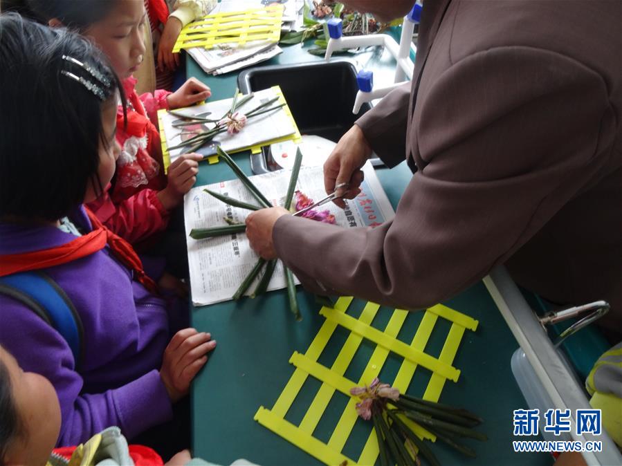 (新華全媒頭條·圖文互動(dòng))(7)努力成為好孩子 奮勇?tīng)?zhēng)當(dāng)接班人——兒童節(jié)前夕回訪習(xí)近平總書記關(guān)心過(guò)的少年兒童