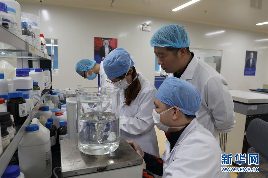 (在習(xí)近平新時(shí)代中國特色社會(huì)主義思想指引下——新時(shí)代新作為新篇章·圖文互動(dòng))(5)從種地到“種”高科技產(chǎn)業(yè)——“改革村”的新思維