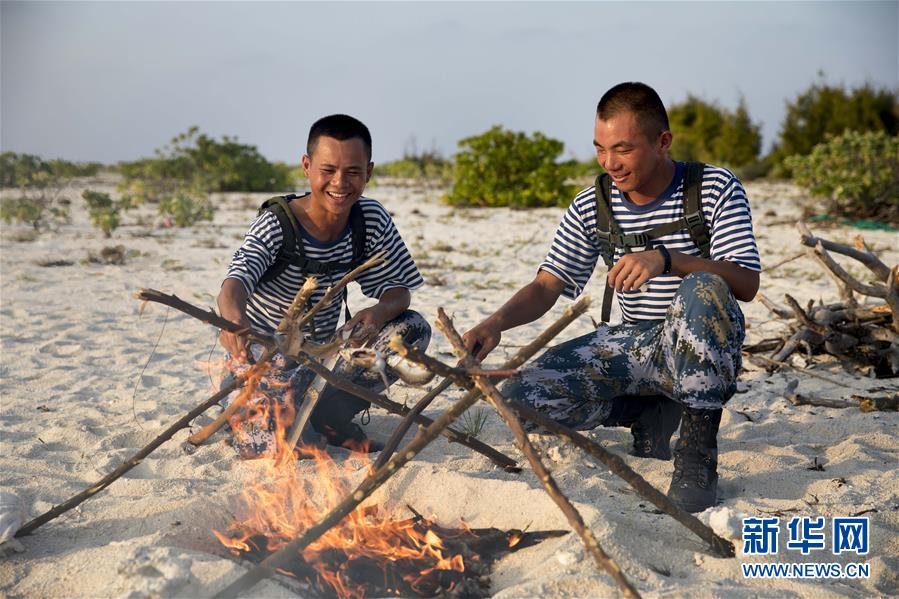 （壯麗70年&middot;奮斗新時(shí)代&middot;新華全媒頭條&middot;圖文互動(dòng)）（10）&ldquo;你在我的航程上，我在你的視線里&rdquo;&mdash;&mdash;走進(jìn)海軍西沙中建島官兵的五彩世界